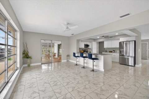 Casa en venta en New Port Richey, Florida, 3 dormitorios, 189.89 m2 № 2200350 - foto 22