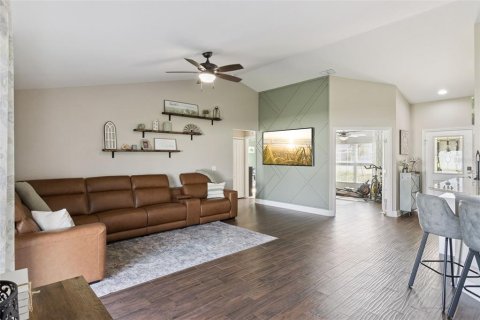 Villa ou maison à vendre à Bartow, Floride: 4 chambres, 172.24 m2 № 2291157 - photo 6