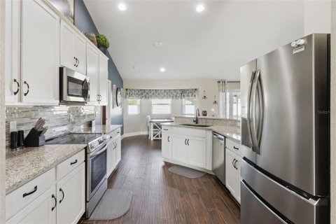 Villa ou maison à vendre à Bartow, Floride: 4 chambres, 172.24 m2 № 2291157 - photo 14