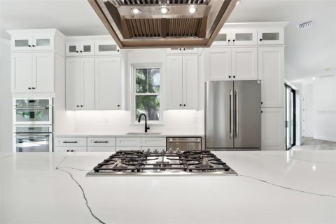 Villa ou maison à vendre à Sarasota, Floride: 4 chambres, 337.05 m2 № 1414200 - photo 9