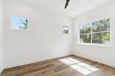 Villa ou maison à vendre à Sarasota, Floride: 4 chambres, 337.05 m2 № 1414200 - photo 21