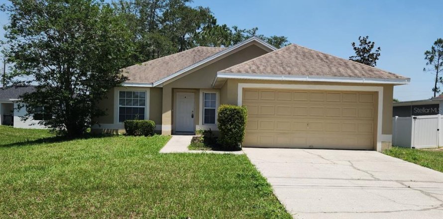 Villa ou maison à Poinciana, Floride 3 chambres, 114.55 m2 № 1725088