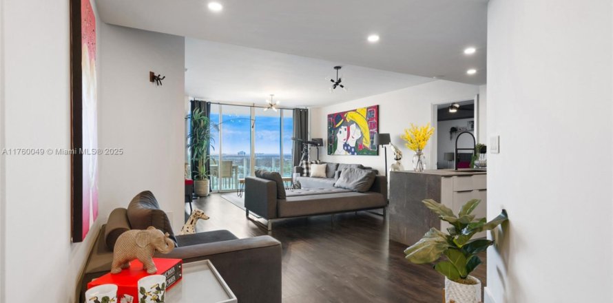 Condo in North Bay Village, Florida, 2 bedrooms  № 1505740