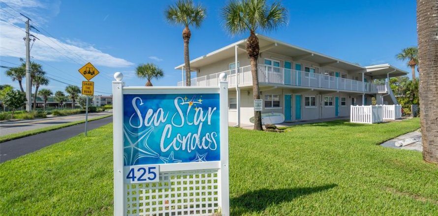 Condominio en Cape Canaveral, Florida, 1 dormitorio № 1777914