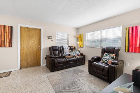 Condominio en venta en Cape Canaveral, Florida, 1 dormitorio, 48.31 m2 № 1777914 - foto 2