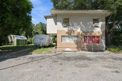 Immobilier commercial à Saint Petersburg, Floride 5 chambres, 325.53 m2 № 2418940
