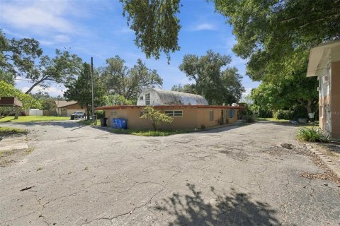 Immobilier commercial à vendre à Saint Petersburg, Floride: 5 chambres, 325.53 m2 № 2418940 - photo 12