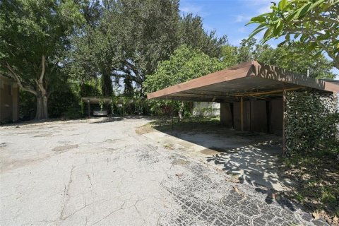 Immobilier commercial à vendre à Saint Petersburg, Floride: 5 chambres, 325.53 m2 № 2418940 - photo 8