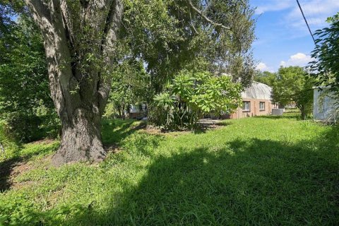 Immobilier commercial à vendre à Saint Petersburg, Floride: 5 chambres, 325.53 m2 № 2418940 - photo 16