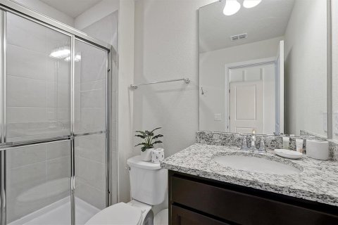 Townhouse in Davenport, Florida 5 bedrooms, 212.1 sq.m. № 1564742 - photo 17