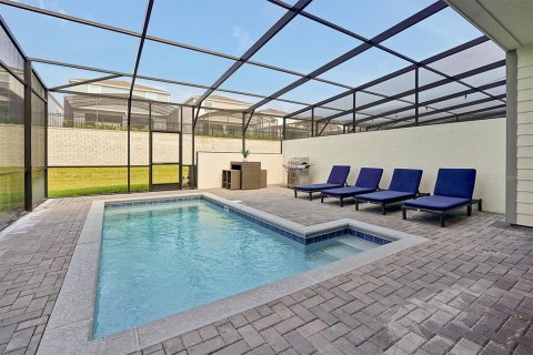 Townhouse in Davenport, Florida 5 bedrooms, 212.1 sq.m. № 1564742 - photo 26