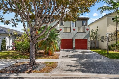 Casa en venta en Homestead, Florida, 4 dormitorios, 282.24 m2 № 1699493 - foto 3