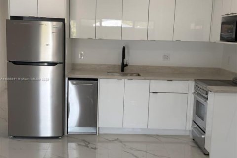 Casa en venta en Hollywood, Florida, 3 dormitorios, 83.98 m2 № 1964685 - foto 7