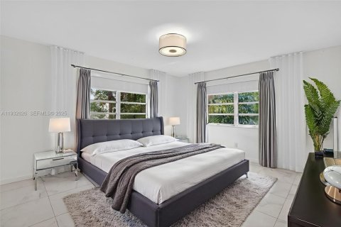 Copropriété à louer à Coral Gables, Floride: 3 chambres, 130.34 m2 № 1991569 - photo 8