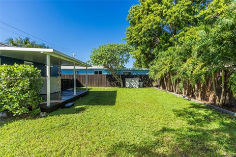Villa ou maison à vendre à Miami, Floride: 3 chambres, 76.55 m2 № 1956971 - photo 25