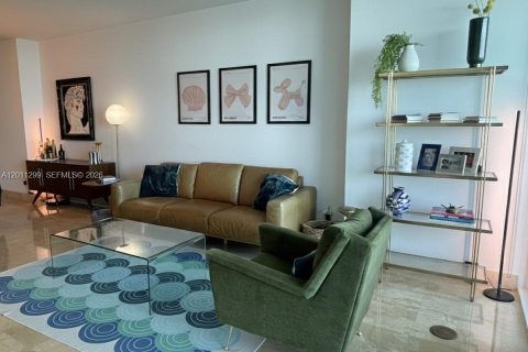Condo in Miami, Florida, 2 bedrooms  № 2075272 - photo 6