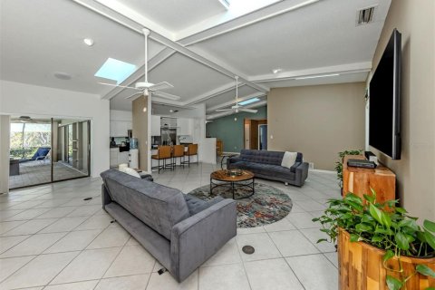 Villa ou maison à vendre à Nokomis, Floride: 3 chambres, 191.75 m2 № 2150181 - photo 6