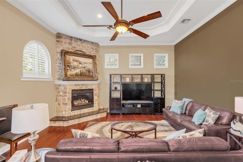 House in Orlando, Florida 4 bedrooms, 361.39 sq.m. № 1733795 - photo 8
