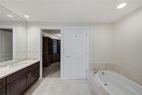 Copropriété à vendre à Tampa, Floride: 2 chambres, 115.38 m2 № 2285596 - photo 27