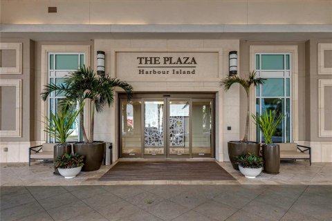Copropriété à vendre à Tampa, Floride: 2 chambres, 115.38 m2 № 2285596 - photo 2