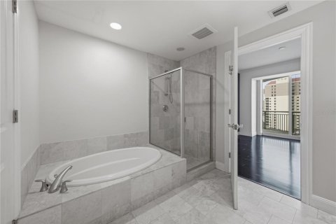 Copropriété à vendre à Tampa, Floride: 2 chambres, 115.38 m2 № 2285596 - photo 30