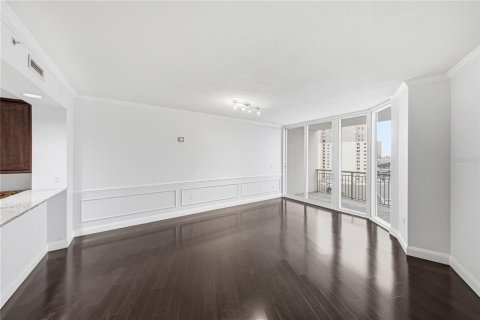 Copropriété à vendre à Tampa, Floride: 2 chambres, 115.38 m2 № 2285596 - photo 17