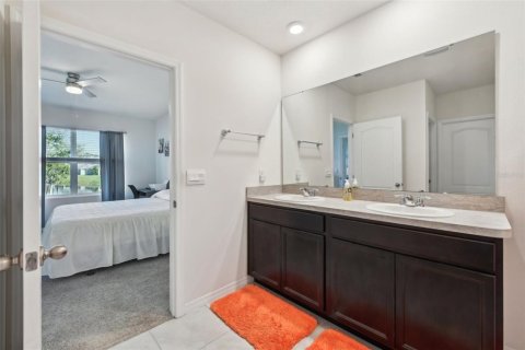 House in Tavares, Florida 4 bedrooms, 171.5 sq.m. № 1583876 - photo 28