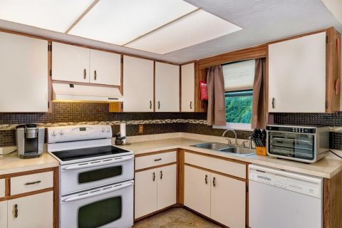 House in North Port, Florida 3 bedrooms, 106.56 sq.m. № 1761248 - photo 10