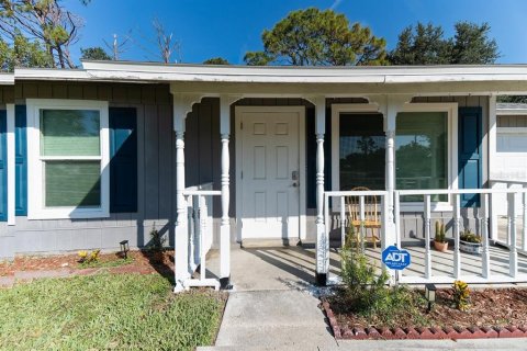 House in North Port, Florida 3 bedrooms, 106.56 sq.m. № 1761248 - photo 3