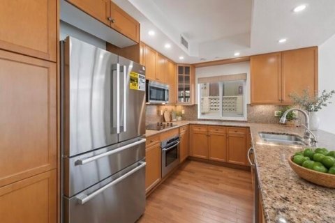 Condo in Palm Beach Shores, Florida, 3 bedrooms  № 2146996 - photo 11
