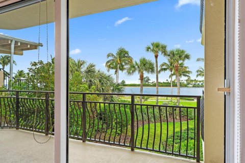 Condo in Palm Beach Shores, Florida, 3 bedrooms  № 2146996 - photo 16