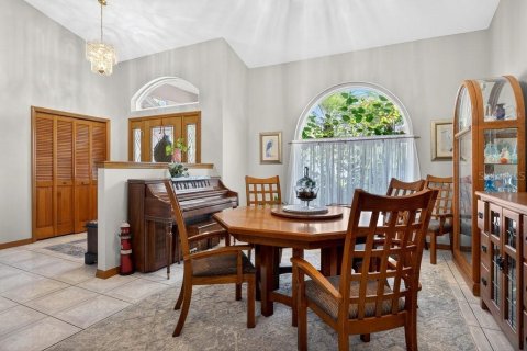 House in Palm Coast, Florida 3 bedrooms, 240.15 sq.m. № 2199309 - photo 6