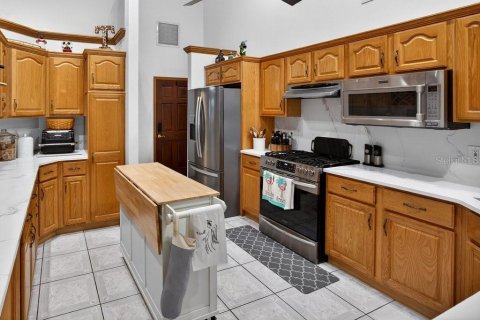 House in Palm Coast, Florida 3 bedrooms, 240.15 sq.m. № 2199309 - photo 10
