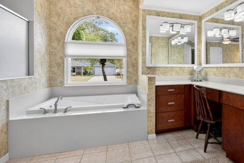 House in Palm Coast, Florida 3 bedrooms, 240.15 sq.m. № 2199309 - photo 17