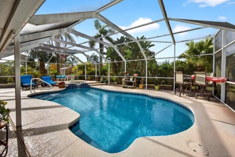 House in Palm Coast, Florida 3 bedrooms, 240.15 sq.m. № 2199309 - photo 26