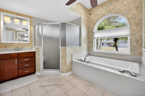 House in Palm Coast, Florida 3 bedrooms, 240.15 sq.m. № 2199309 - photo 16
