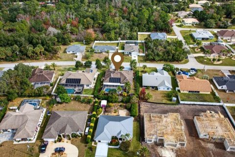 House in Palm Coast, Florida 3 bedrooms, 240.15 sq.m. № 2199309 - photo 29