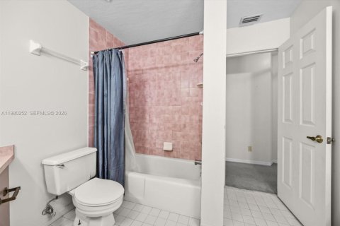 Casa en venta en Vero Beach, Florida, 3 dormitorios, 174.19 m2 № 2046405 - foto 25