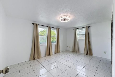 Villa ou maison à vendre à Port Richey, Floride: 3 chambres, 135.64 m2 № 2215641 - photo 29