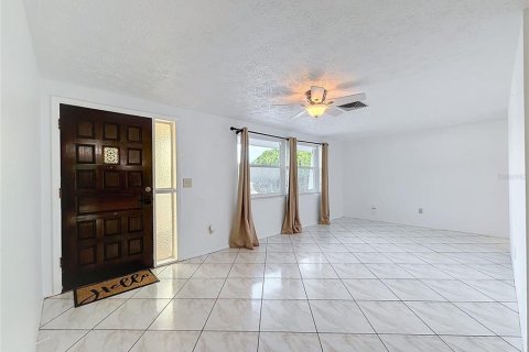 Villa ou maison à vendre à Port Richey, Floride: 3 chambres, 135.64 m2 № 2215641 - photo 5