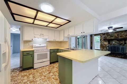 Villa ou maison à vendre à Port Richey, Floride: 3 chambres, 135.64 m2 № 2215641 - photo 13