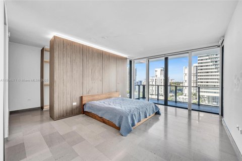 Снять в аренду кондоминиум в Майами, Флорида 3 спальни, 176.33м2, № 1956927 - фото 28