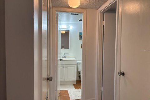 Copropriété à vendre à Ormond Beach, Floride: 2 chambres, 116.31 m2 № 1634791 - photo 24