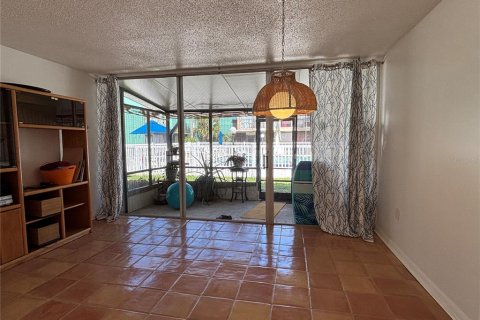 Copropriété à vendre à Ormond Beach, Floride: 2 chambres, 116.31 m2 № 1634791 - photo 13