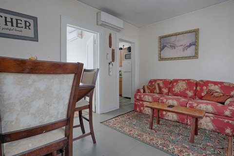 Купить коммерческую недвижимость в Юстис, Флорида 4 спальни, 214.05м2, № 1835348 - фото 8