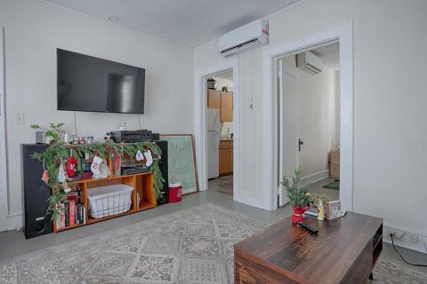 Купить коммерческую недвижимость в Юстис, Флорида 4 спальни, 214.05м2, № 1835348 - фото 19