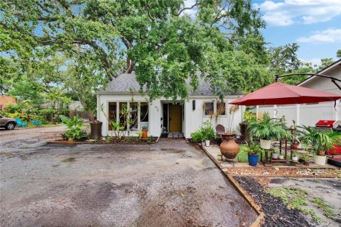 Casa en venta en Saint Petersburg, Florida, 3 dormitorios, 194.63 m2 № 1767053 - foto 1