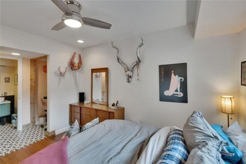 Casa en venta en Saint Petersburg, Florida, 3 dormitorios, 194.63 m2 № 1767053 - foto 11