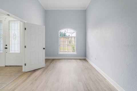House in Winter Haven, Florida 4 bedrooms, 245.17 sq.m. № 2267542 - photo 8