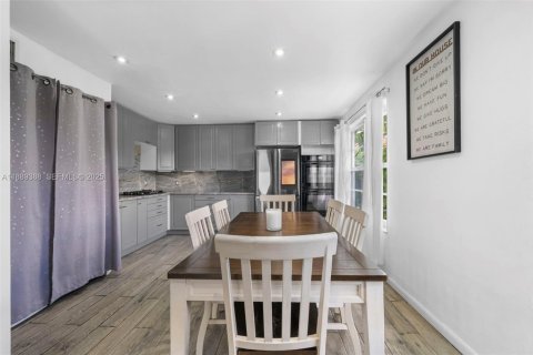 Condo in Miami Beach, Florida, 3 bedrooms  № 2038172 - photo 7